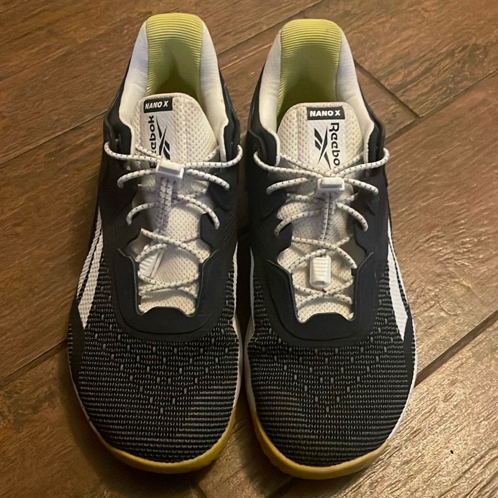 🛑 SOLD 🛑 Men’s cross training shoes